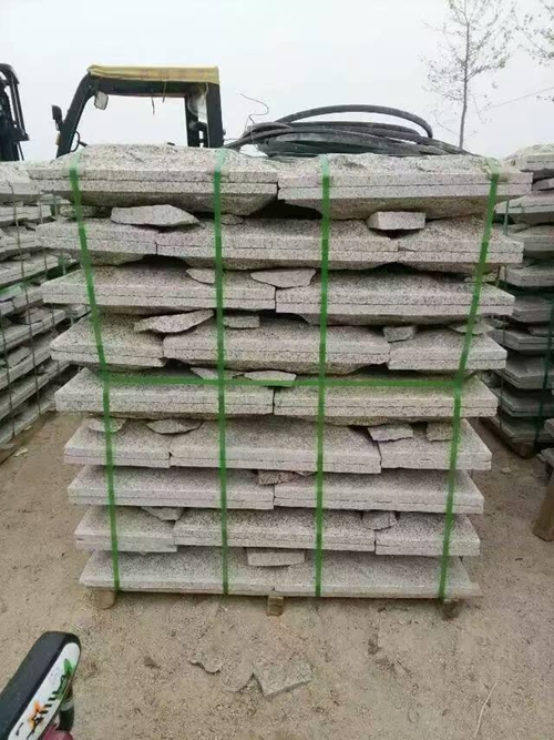 锈石蘑菇石 锈石蘑菇石